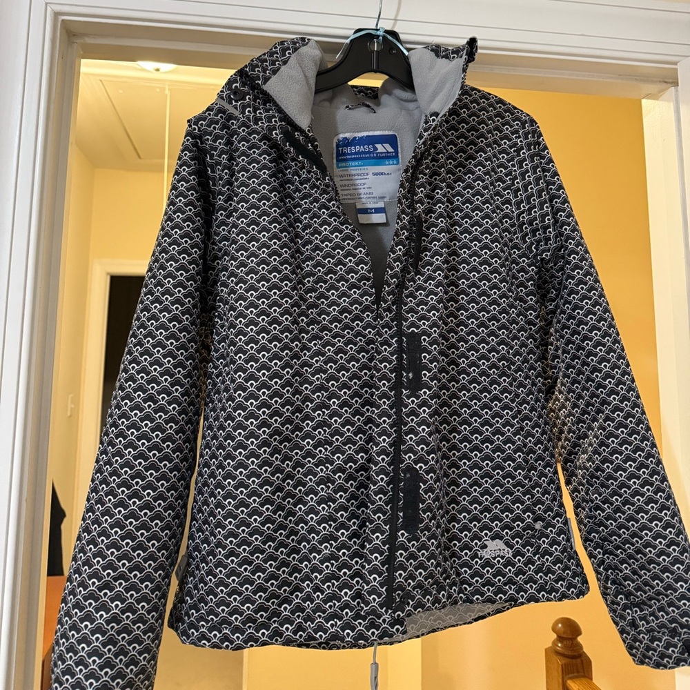 Trespass Black and White Insulated Jacket